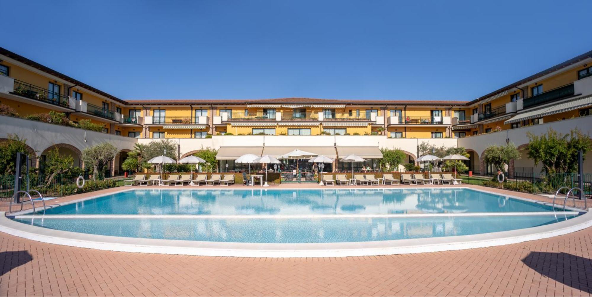 Le Terrazze Sul Lago Hotel & Residence Padenghe sul Garda Exterior foto